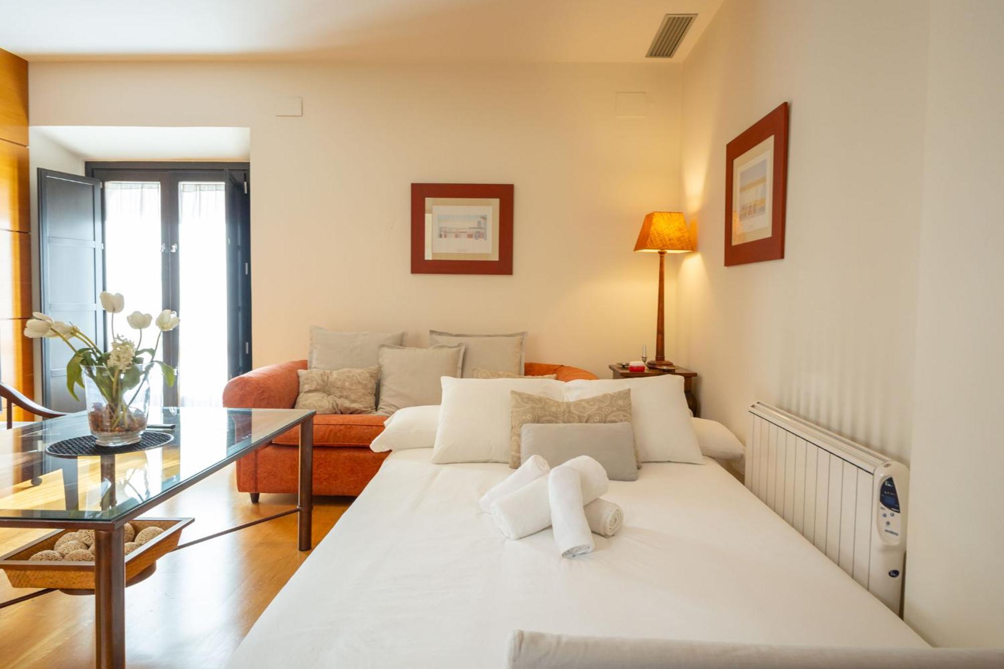 La Maestranza Charming One Or Two Bedrooms Apartments By Ocityzen Sevilla Eksteriør billede