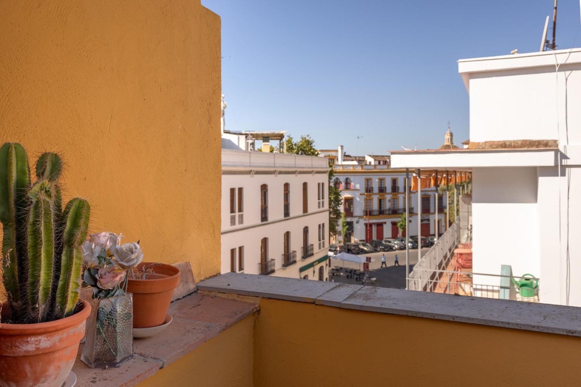 La Maestranza Charming One Or Two Bedrooms Apartments By Ocityzen Sevilla Eksteriør billede